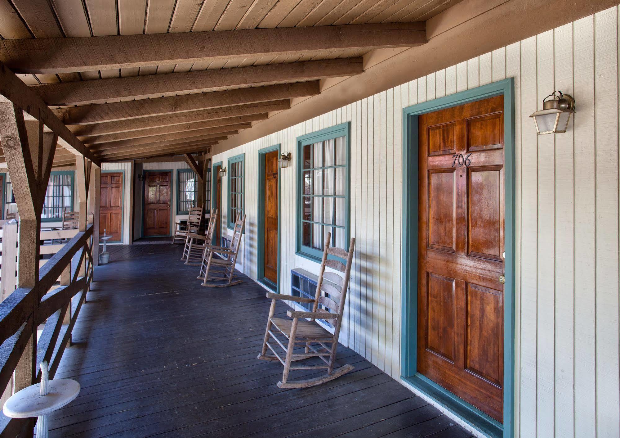 Helendorf River Inn, Suites & Conference Center エクステリア 写真